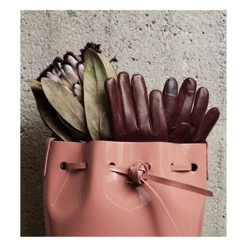 Essentials Cashmere Lined Leather Gloves | Lie De Vin - Image 2