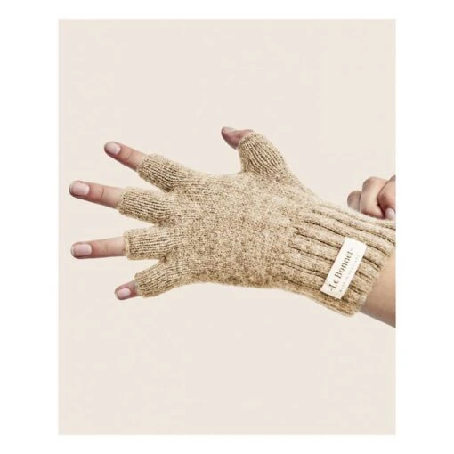 Merino Mittens | Sand - Image 2