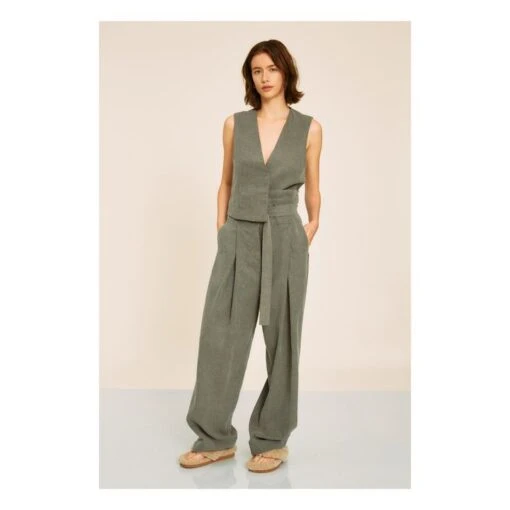 Teia Vest | Khaki - Image 2
