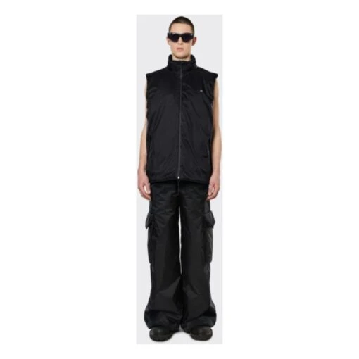 Rains Quilted Waterproof Vest | Black - Image 2